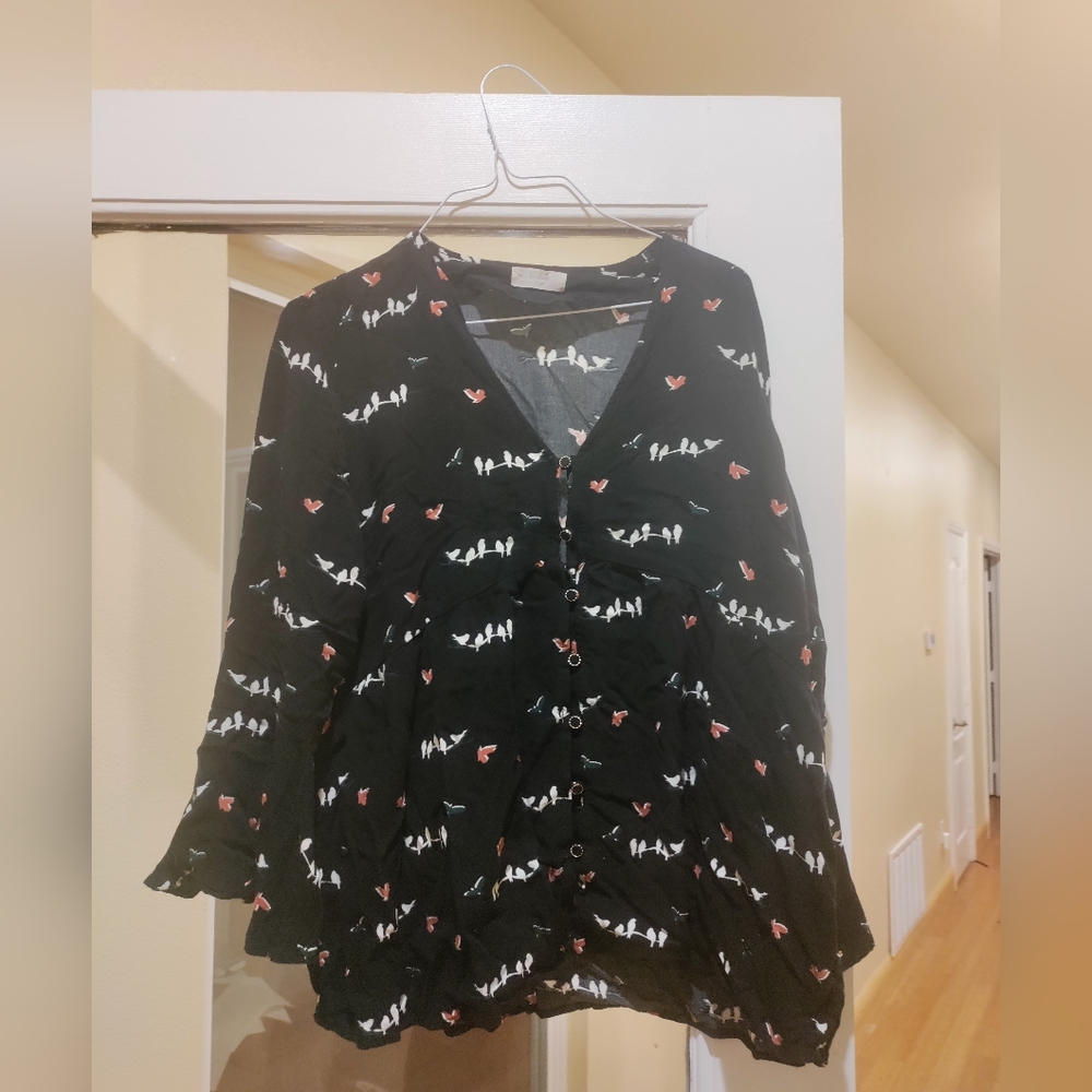 4OUR Dreamers boutique button up blouse with bird print
